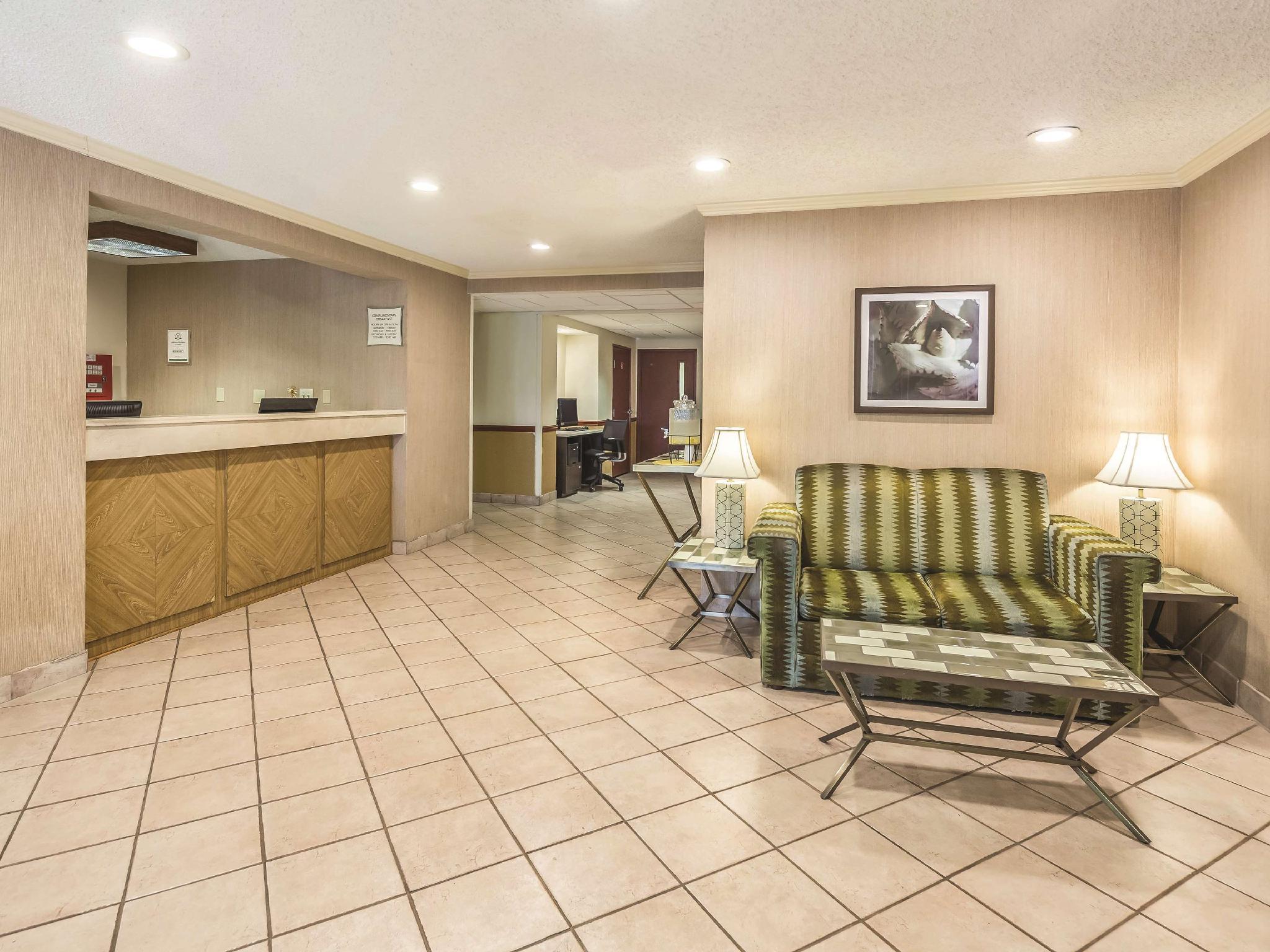 La Quinta Inn & Suites By Wyndham Jacksonville Mandarin Eksteriør billede