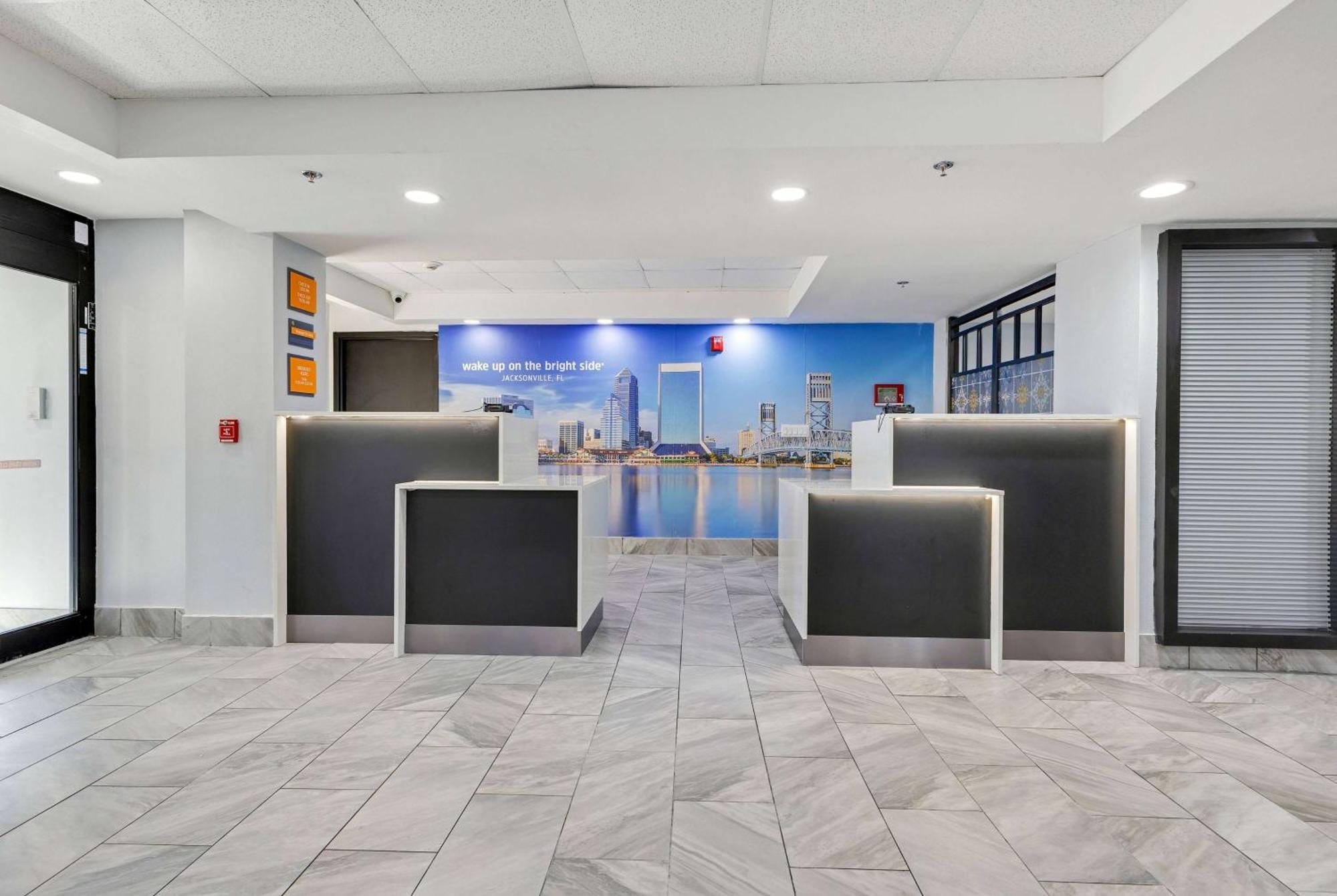 La Quinta Inn & Suites By Wyndham Jacksonville Mandarin Eksteriør billede